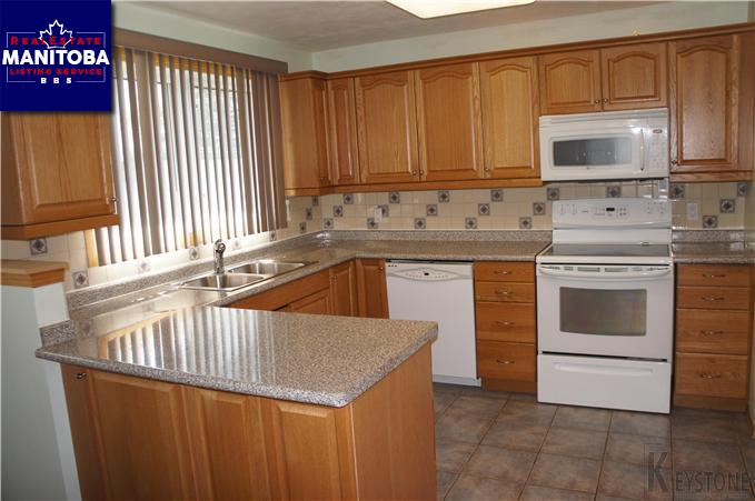 Property 1490 Burrows Avenue img1