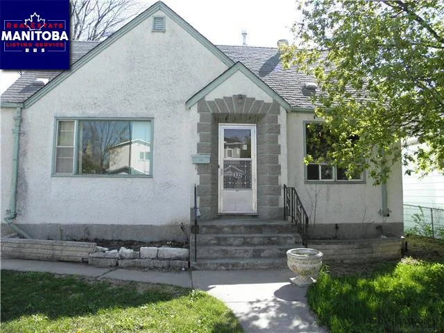 332 Bowman Avenue, Winnipeg