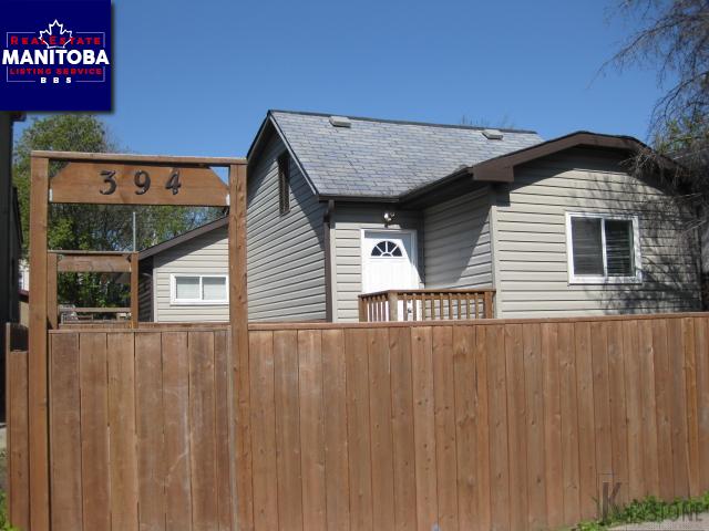 Property 394 Simcoe Street Main image