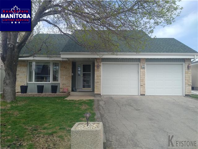 Property 7 Corliss Crescent img1