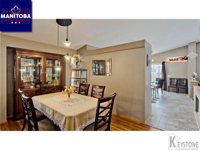 Property 107 Camirant Crescent img1