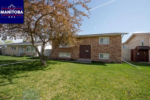 482 Dowling Avenue East, Winnipeg