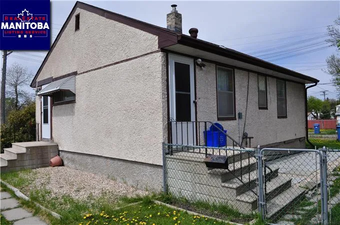 75 Dunraven Avenue, Winnipeg