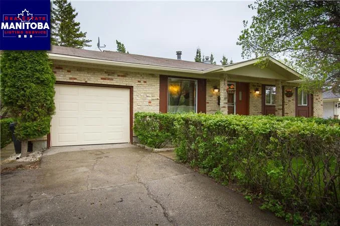 27 Sinnott Street, Winnipeg