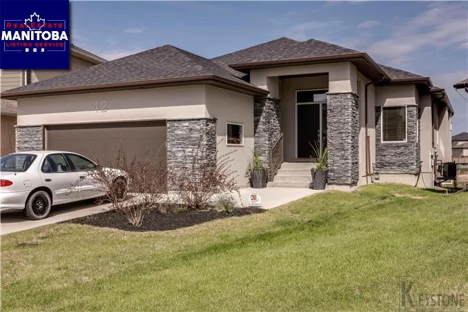 42 Red Lily Road, Winnipeg