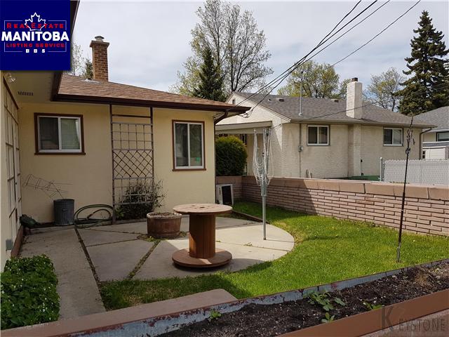 Property 1241 Valour Road img1