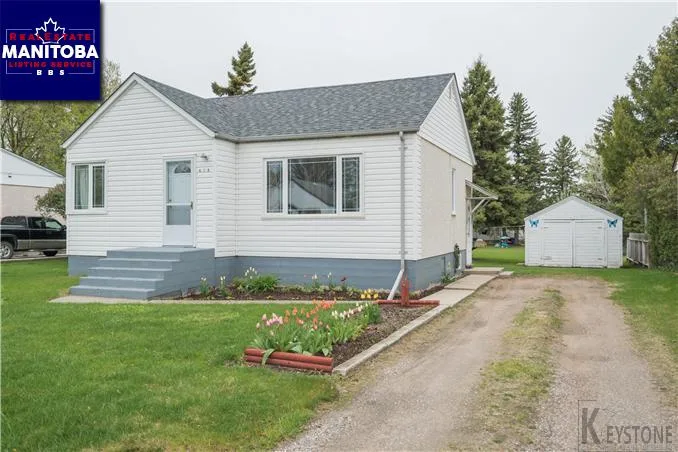 2 Bed House for Sale at 615 Dale Avenue, Beausejour, MB - MLS® #1712440