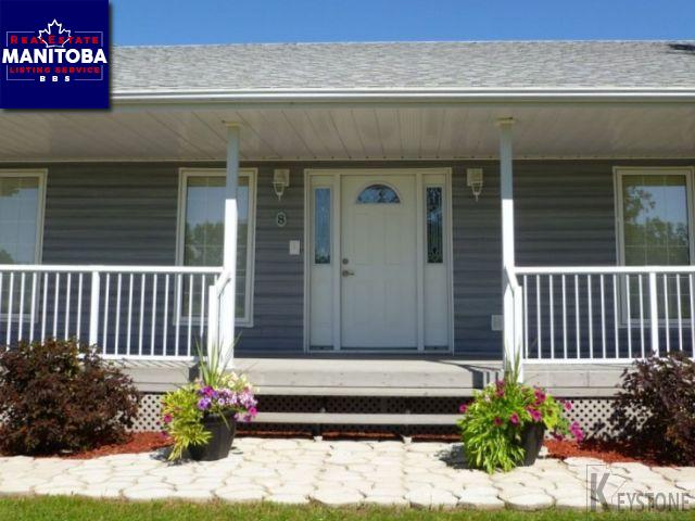 Property 8 Main Street North Main image