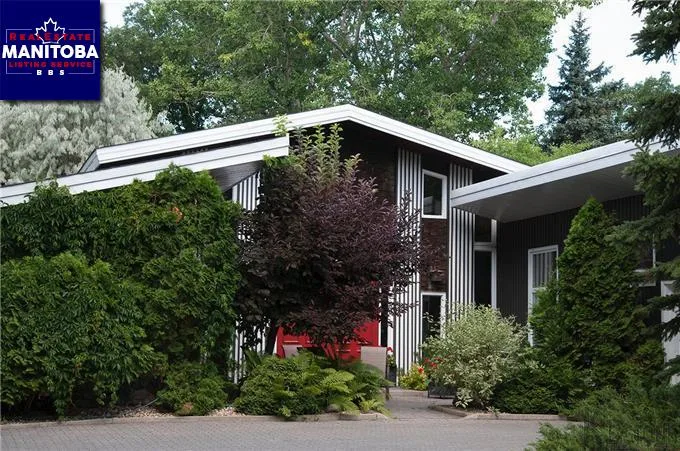 406 Bower Boulevard, Winnipeg