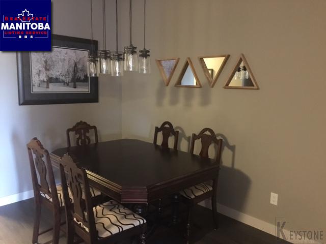 Property 19-37 Willow Street img1