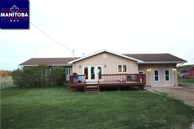 25036 31 Road North, Kleefeld
