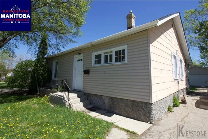 509 Stewart Street, Winnipeg