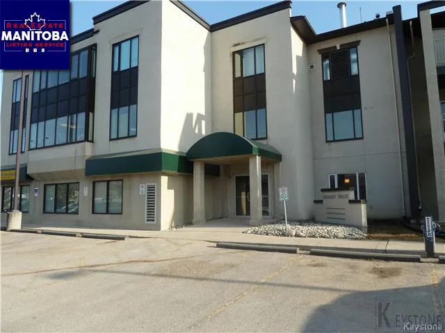 311-98 Brandt Street, Steinbach