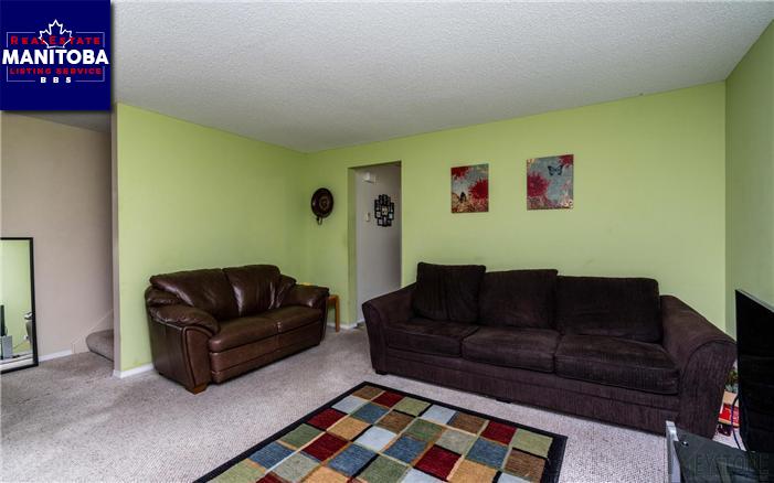 Property 122 Villeneuve Boulevard img1