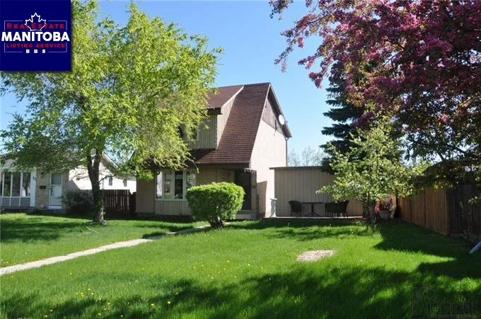 19 Blairmore Gardens Crescent, Winnipeg