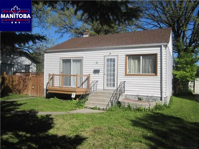 21 Regal Avenue, Winnipeg