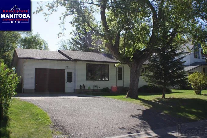 2 Bed House for Sale at 215 Dickson Street South, Souris, MB - MLS® #1712939