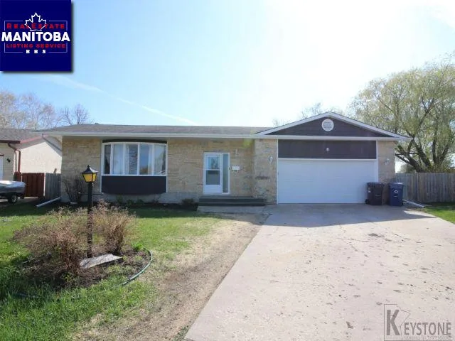 8 Heidelberg Bay, Winnipeg