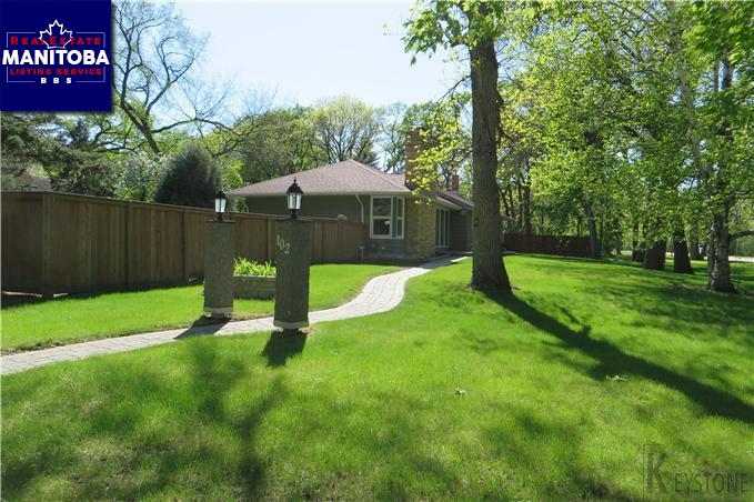 Property 102 Girton Boulevard img1