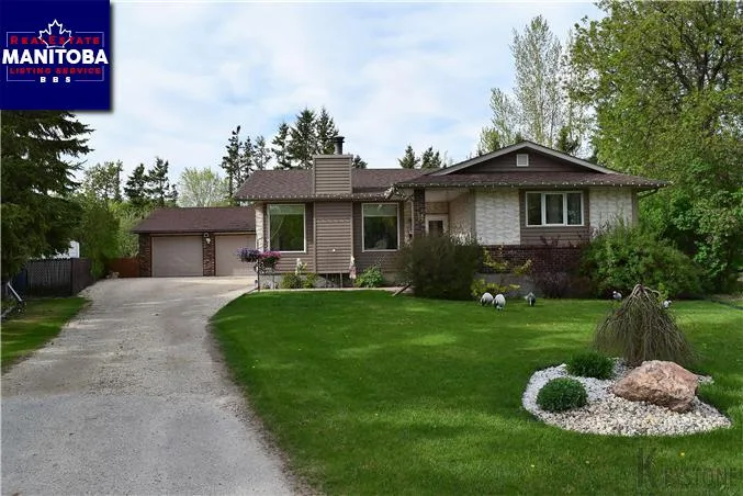 3 Bed House for Sale at 14 Christie Bay, Selkirk, MB - MLS® #1713025