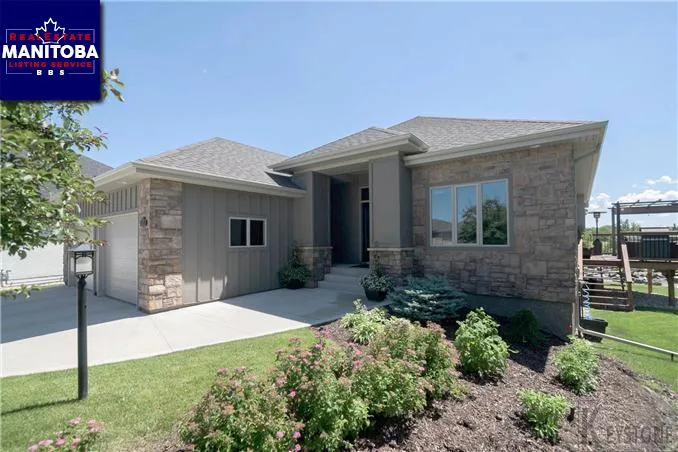 5 Shadowwood Court, East St Paul