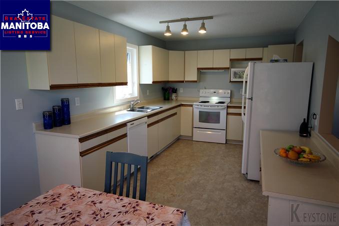 Property 110 Saxon Bay img1