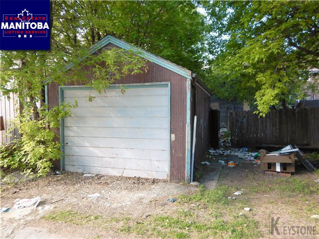 Property 777 Ross Avenue img1