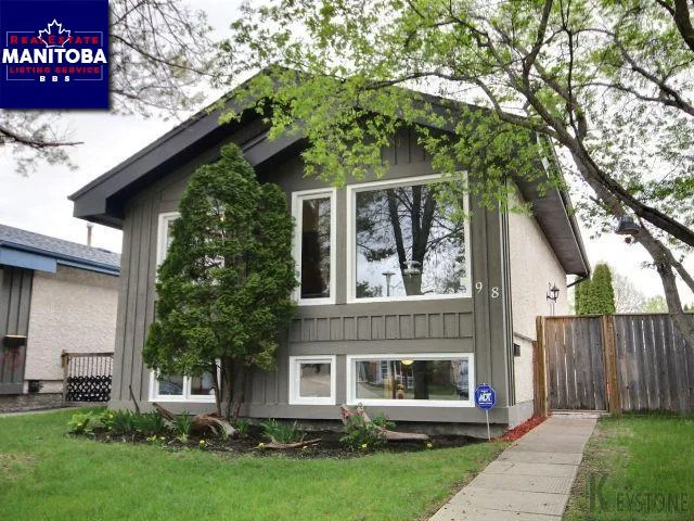 98 Pear Tree Bay, Winnipeg