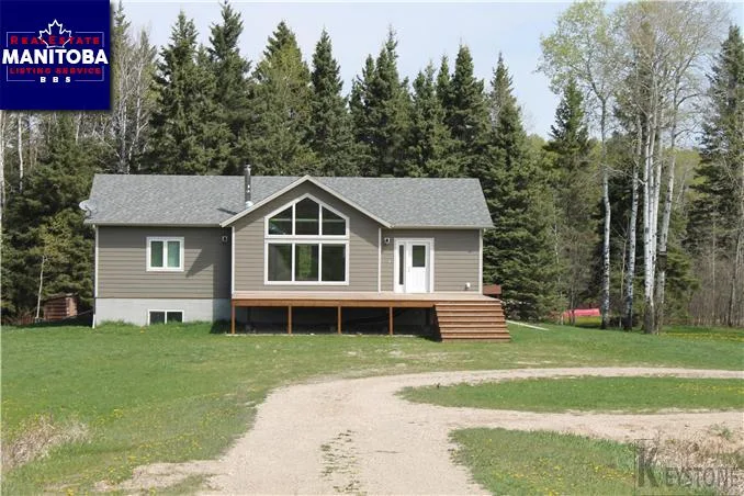 575 Whirlpool Drive East, Onanole
