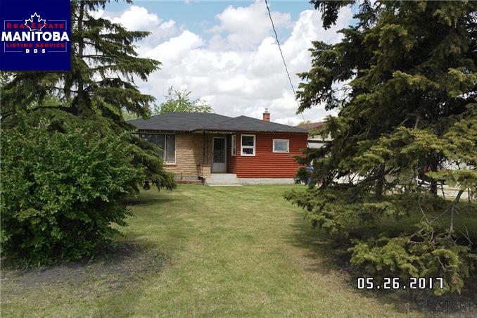 Property 1496 Molson Street img1