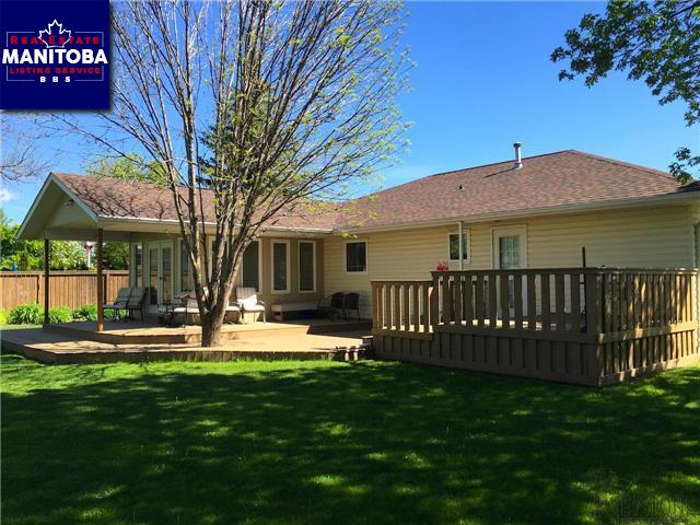 Property 16 Medora Bay img1
