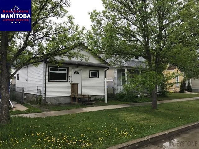828 College Avenue, Winnipeg