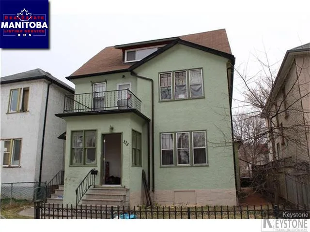 323 Manitoba Avenue, Winnipeg