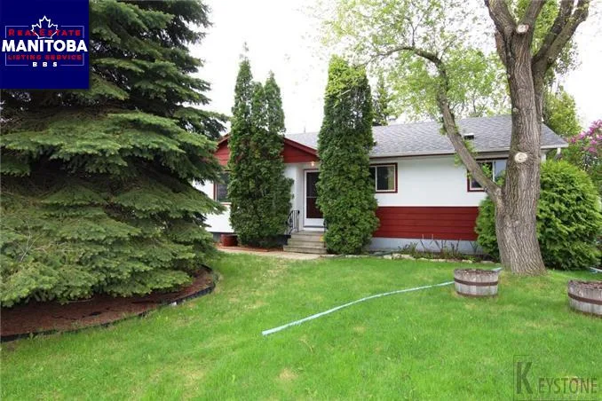 316 Hillary Bay, Winnipeg