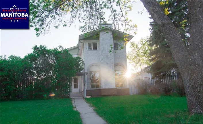 82 Parashin Bay, Winnipeg