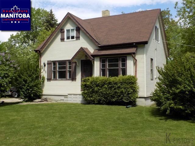 Property 221 Loewen Boulevard Main image