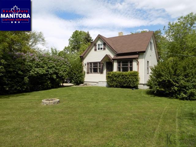 Property 221 Loewen Boulevard img1