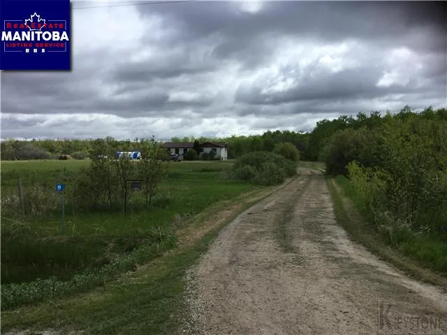 3 Bed House for Sale at 19 Mcaulay Road, Clandeboye, MB - MLS® #1713855