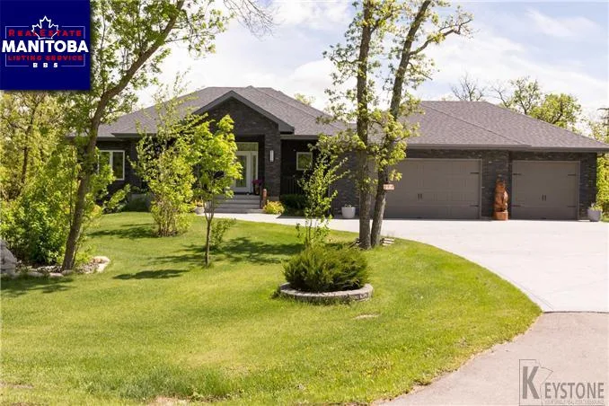 6955 Roblin Boulevard, Winnipeg