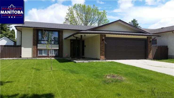 11 Lakeside Drive, Winnipeg