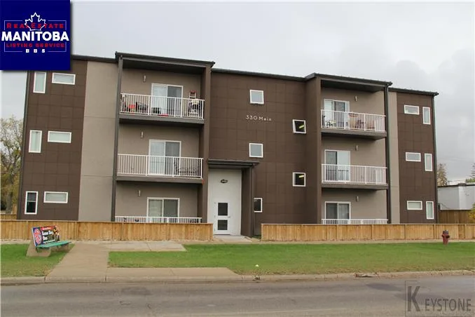 11-330 Main Street, Selkirk