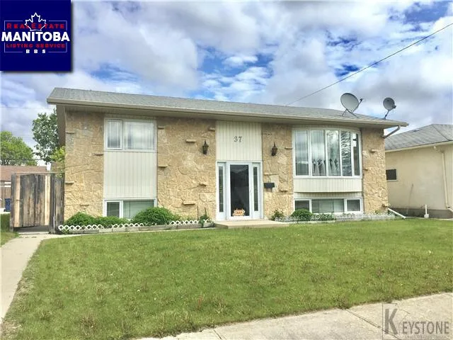 37 Hunt Avenue, Winnipeg