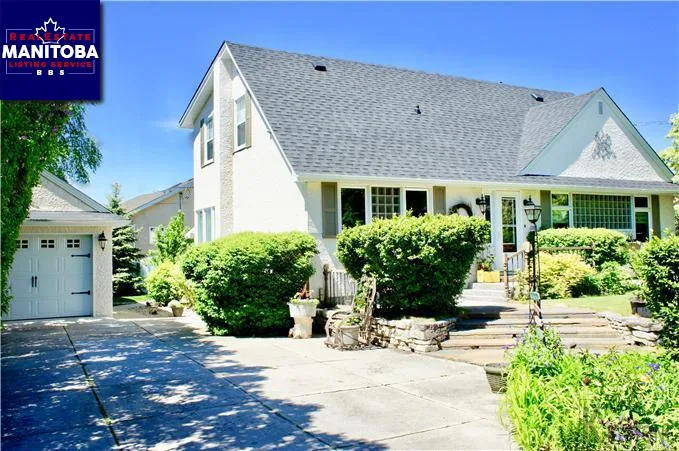4 Bed House for Sale at 309 4th Street West, Stonewall, MB - MLS® #1714086