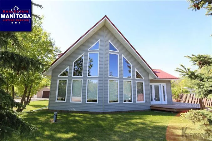 3 Bed House for Sale at 430 Park Avenue, Winnipeg Beach, MB - MLS® #1714116