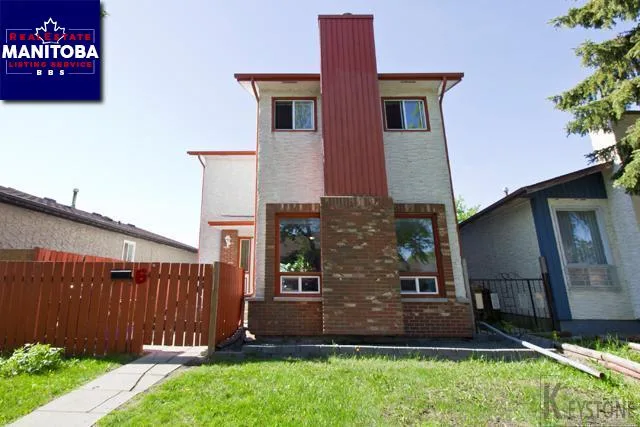 6 Parashin Bay, Winnipeg