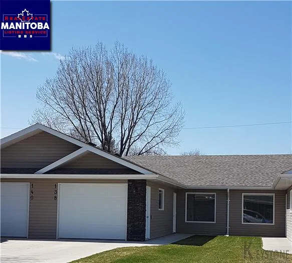 138 3rd Street South, Winkler