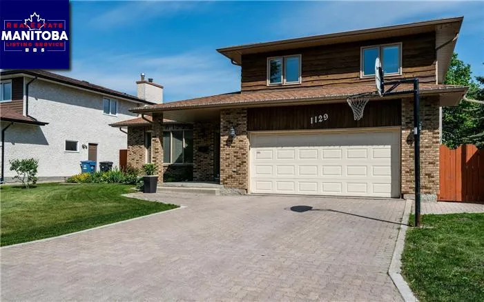 1129 Diplomat Drive, Winnipeg
