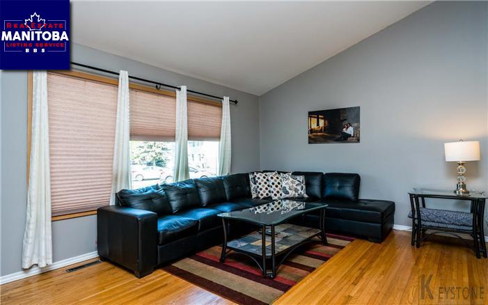 Property 81 Wiltshire Bay img1