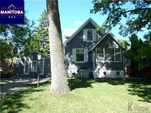140 Sunnyside Boulevard, Winnipeg