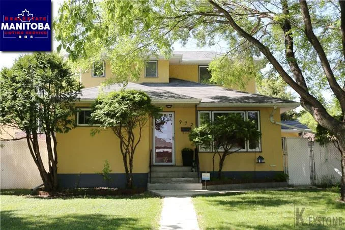 972 Beach Avenue, Winnipeg